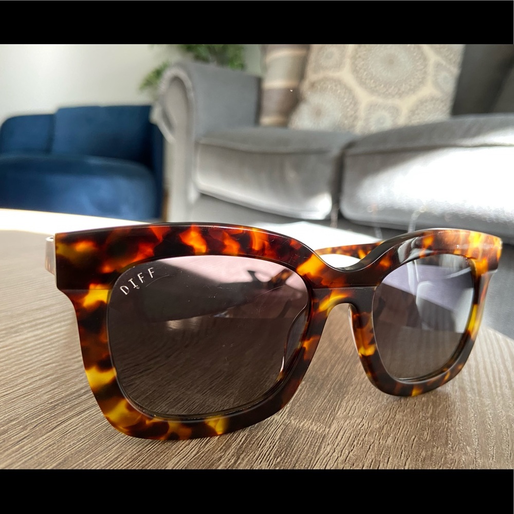 Diff Carson Sunglasses